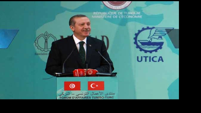 Başbakan Tayyip Erdoğan&#039;a Tunus&#039;un anahtarı verildi