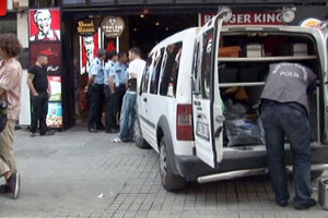 Beyoğlu&#039;nda inanılmaz ölüm