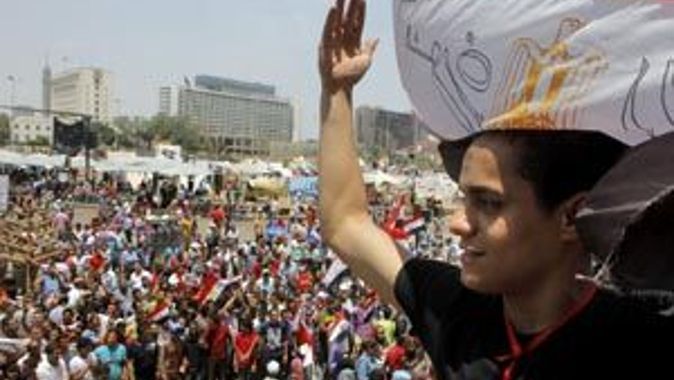 Mısır&#039;daki gösterilerde ölü sayısı 25 oldu