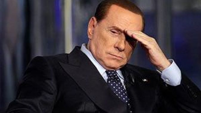 &#039;Berlusconi Putin&#039;in yanına kaçacak&#039;