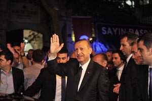 Başbakan Erdoğan Dolmabahçe&#039;deki çalışma ofisine geçti