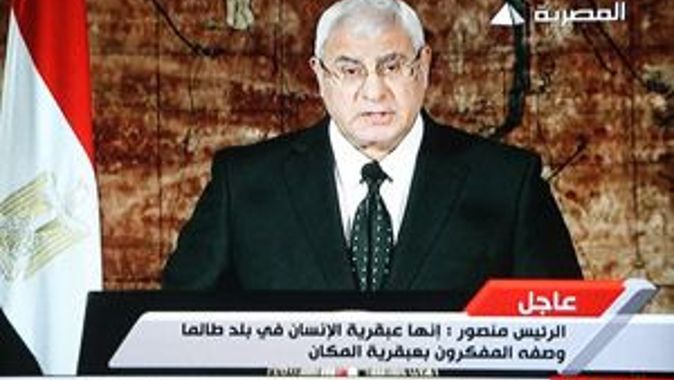 Mısır&#039;ın geçici Cumhurbaşkanı halka seslendi