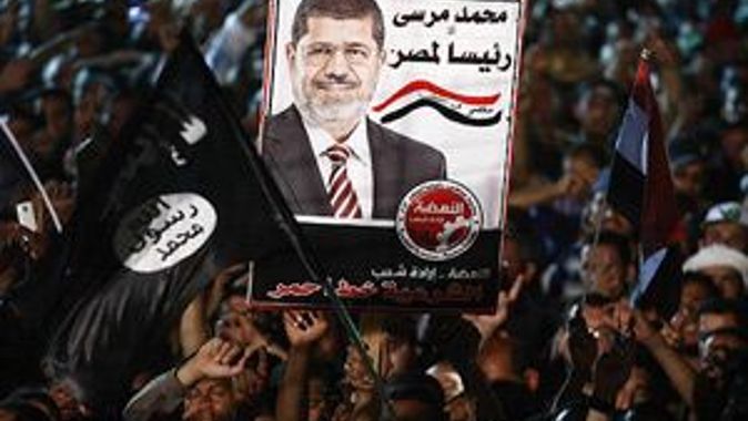 Mursi ile Obama telefonla görüştü