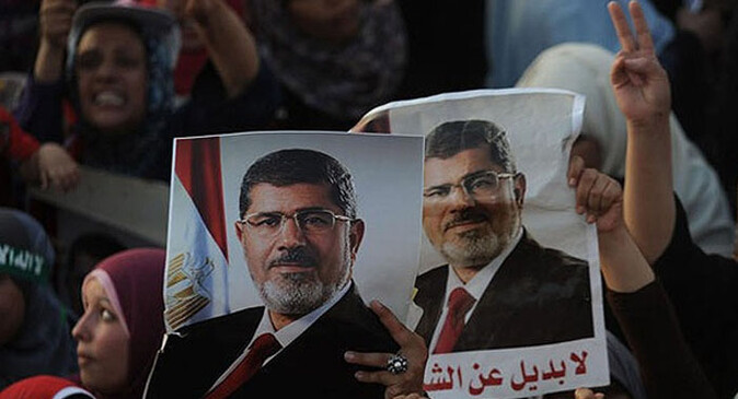 Mursi&#039;nin oğlundan flaş çıkış