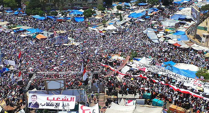 Mısır&#039;da darbe karşıtları Adeviyye Meydanı&#039;nda buluştu
