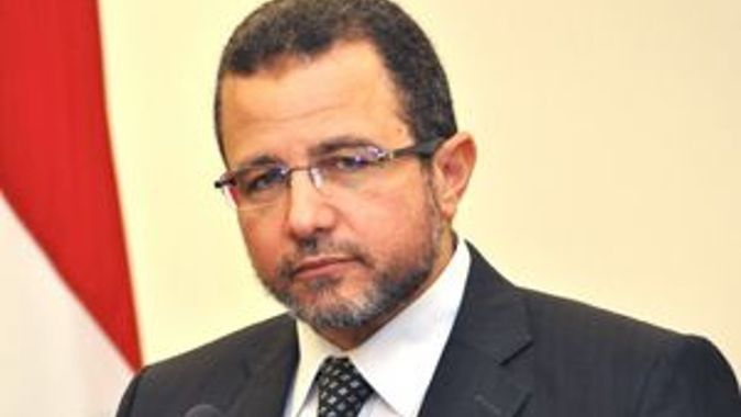 Mısır Başbakanı Hişam Kandil&#039;e 1 yıl hapis