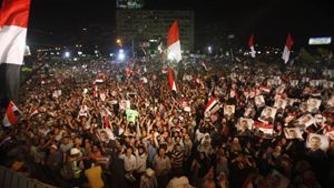 Darbenin ardından Mısır&#039;da çatışmalar başladı