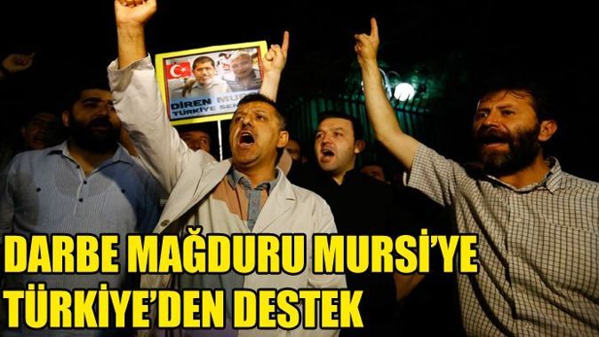 Darbe mağduru Mursi&#039;ye Türkiye&#039;den destek