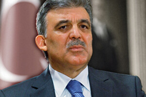 Abdullah Gül, &#039;Mursi rencide edilmemeli&#039;