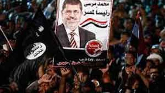 Dünyada Mursi&#039;ye destek artıyor