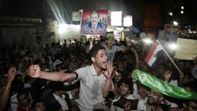 İsrail&#039;de, Mursi&#039;ye destek gösterisi
