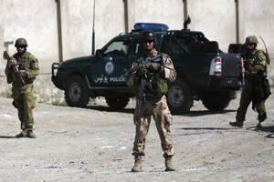 Afganistan&#039;daki saldırılarda 14 asker öldü