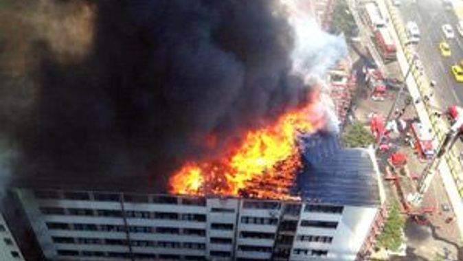 DHMİ binasındaki yangın söndürüldü