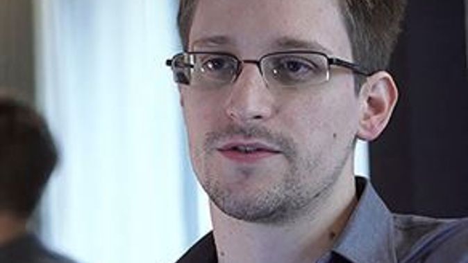 Kaçak ajan Snowden, Venezuela&#039;da karar kıldı