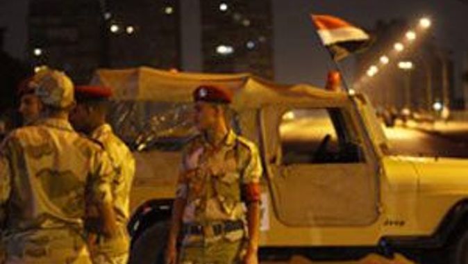 Mısır&#039;da darbeci ordudan &#039;halk iradesi&#039; mesajı