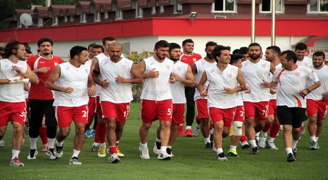 Samsunspor ilk maçında İBB&#039;yi yenmek istiyor