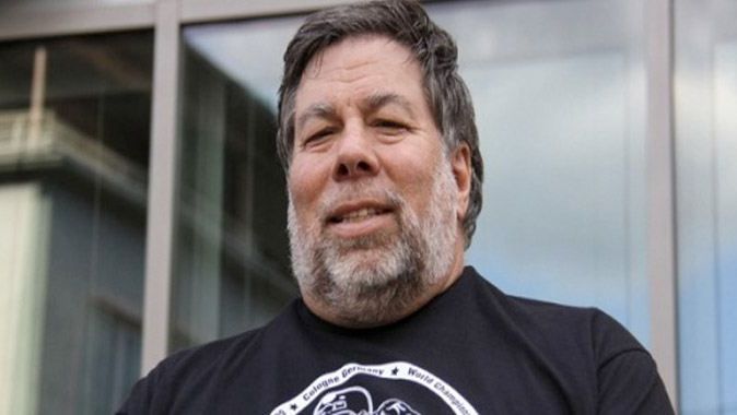 Wozniak&#039;tan Steve Jobs filmine eleştiri