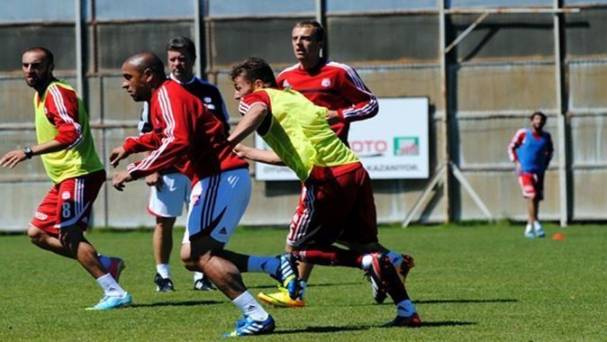 Sivasspor, Eskişehirspor maçı hazırlıklarını sürdürüyor