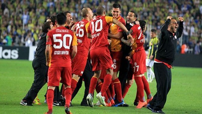 Galatasaray&#039;da &#039;merkez&#039; kaydı