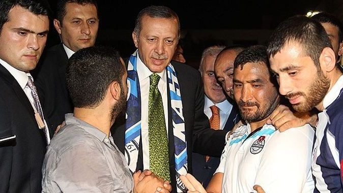 Başbakan Erdoğan&#039;ın Kasımpaşalı taraftarlarla buluştu
