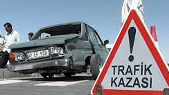 Bursa&#039;da trafik kazası, 2 yaralı