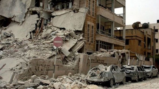 Esad muhalifleri yine vurdu, 77 ölü