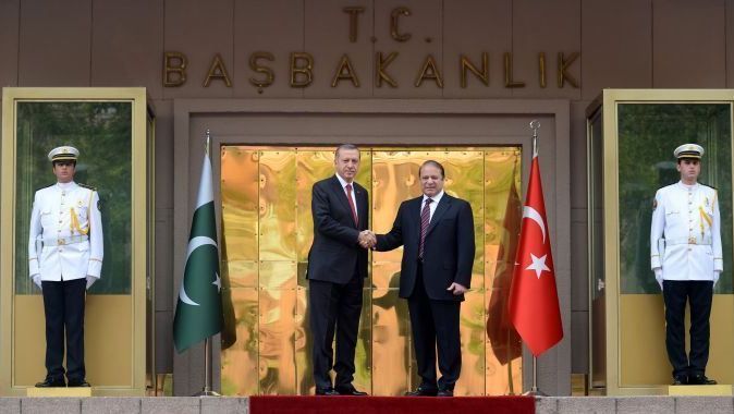 Başbakan Erdoğan&#039;dan Pakistan Başbakan&#039;ını karşıladı