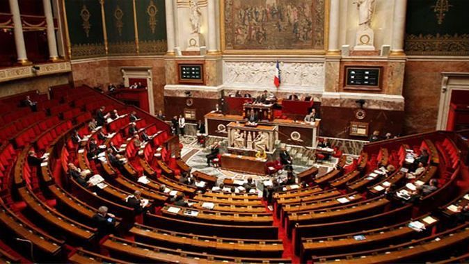 Fransız meclisi Suriye için toplandı