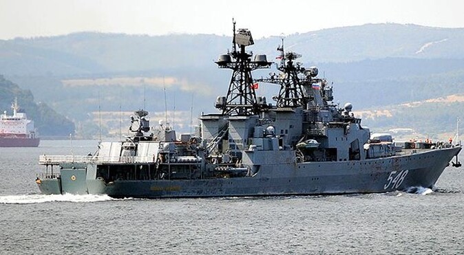 3 Rus gemisi Çanakkale Boğazı&#039;ndan geçti