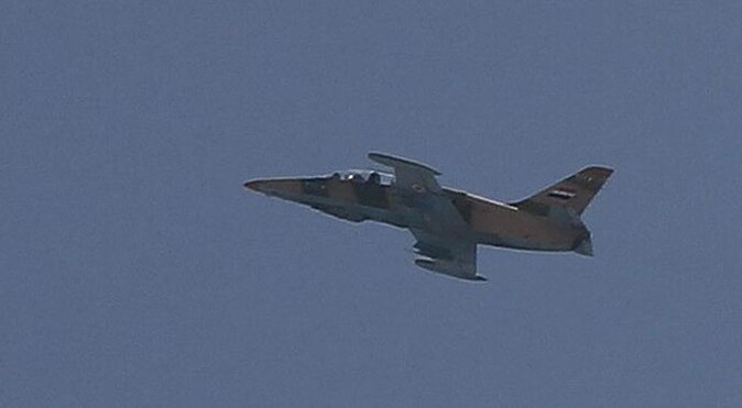 Esad&#039;dan Türkiye sınırında hava saldırısı