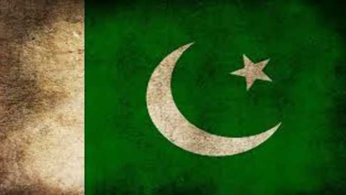 Pakistan&#039;da bombalı saldırı: 5 ölü