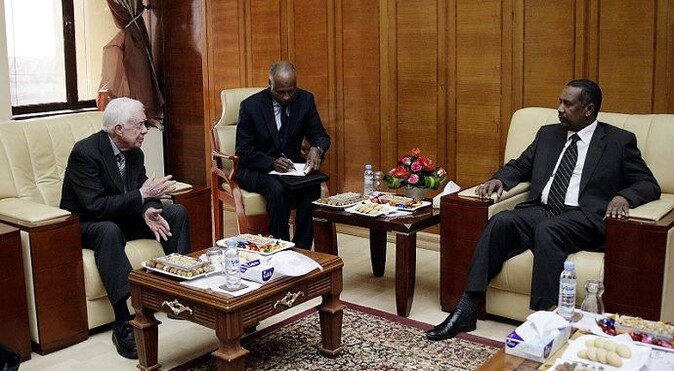 Eski ABD Başkanı Jimmy Carter, Sudan&#039;ı ziyaret etti