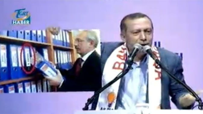 Başbakan Erdoğan, Kılıçdaroğlu&#039;nun o fotoğrafını gösterdi