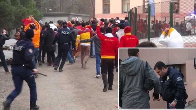 Polise taş atan Galatasaray taraftarına müdahale