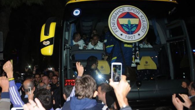 Antalya&#039;da Fenerbahçe&#039;ye sevgi gösterisi