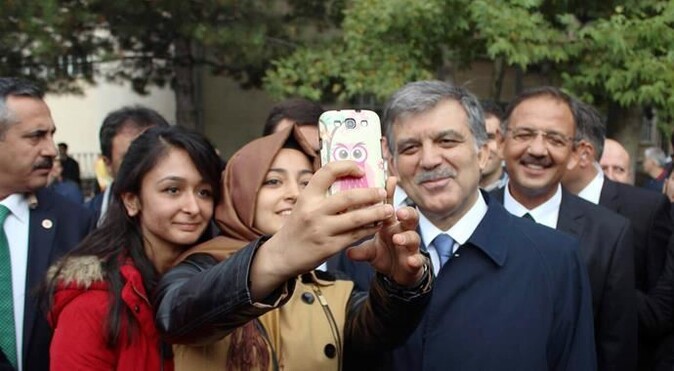 Abdullah Gül poz verdi, Taner Yıldız çekti