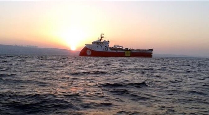 Türkiye Akdeniz&#039;e iniyor, Rumlar alarmda