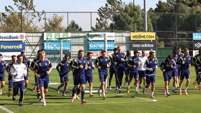Fenerbahçe, Gençlerbirliği hazırlıklarını sürdürüyor