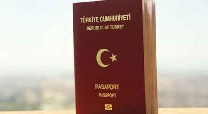 Avrupa Komisyonu&#039;ndan Türkiye&#039;ye pasaport uyarısı!