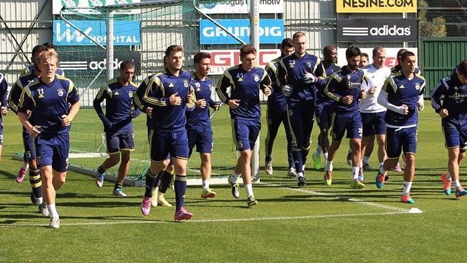 Fenerbahçe&#039;de Gençlerbirliği mesaisi sürüyor