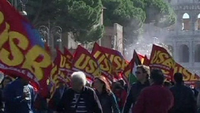 İtalya&#039;da işçiler ayaklandı!