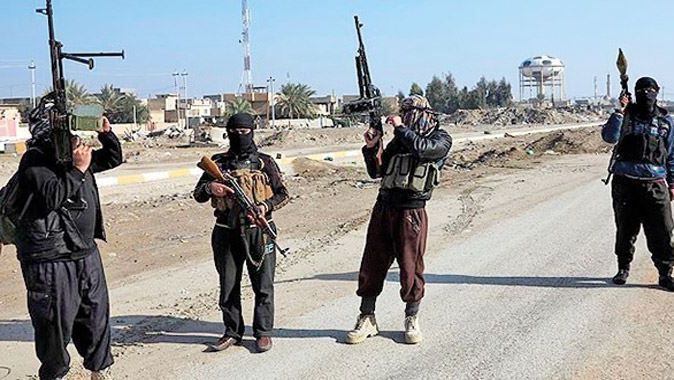 IŞİD militanları kabir ziyaretlerini yasakladı