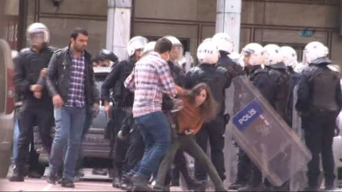 İstanbul Üniversitesi&#039;nde Kobani gerginliği, gözaltılar var