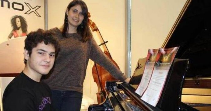 16 yaşındaki Suriyeli piyano dehası çıktı