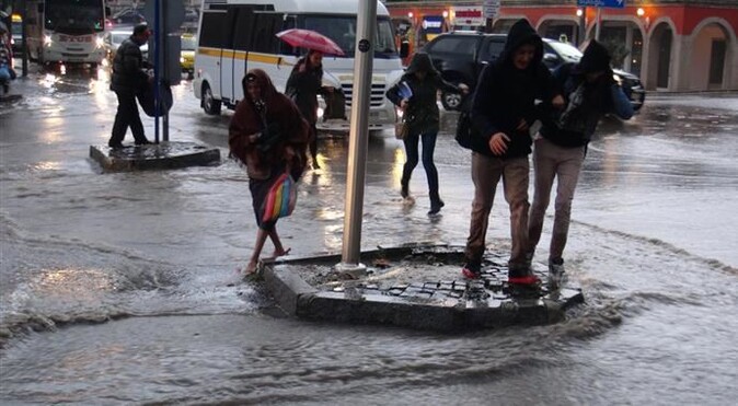 Edirne&#039;de yağmur bastı