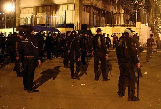 Mısır&#039;da polis göstericilere müdahale etti