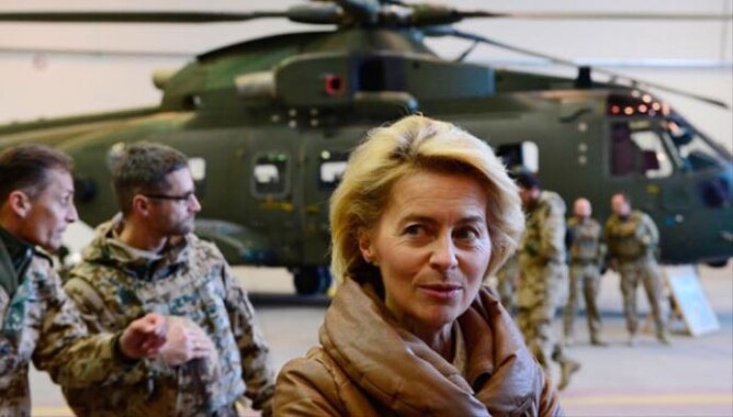 Alman bakandan Afganistan&#039;a sürpriz ziyaret