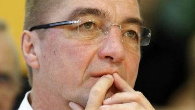 Alman milletvekili Schockenhoff hayatını kaybetti