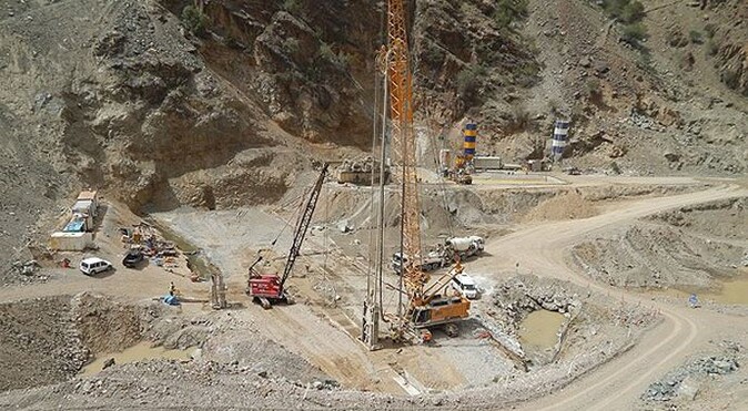 Türkiye&#039;nin en yüksek barajı hızla yükseliyor