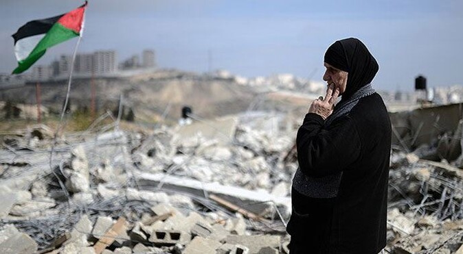 İsrail 2014&#039;te bin Filistinlinin evini yıktı